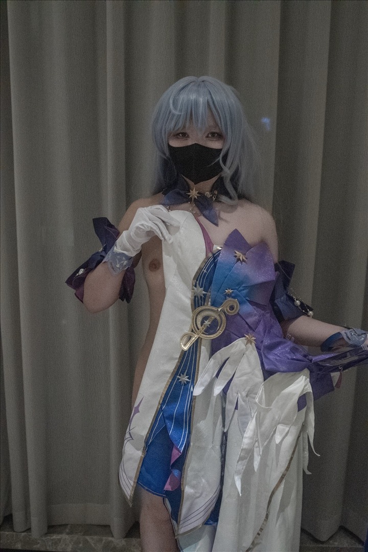 少女映画---知更鸟-120P1V-120P-1V-70501-MB-20240811m-08-14