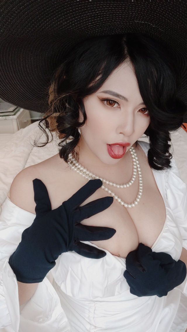 Neppuネップ-Lady-Dimitrescu-38P922MB-12-22