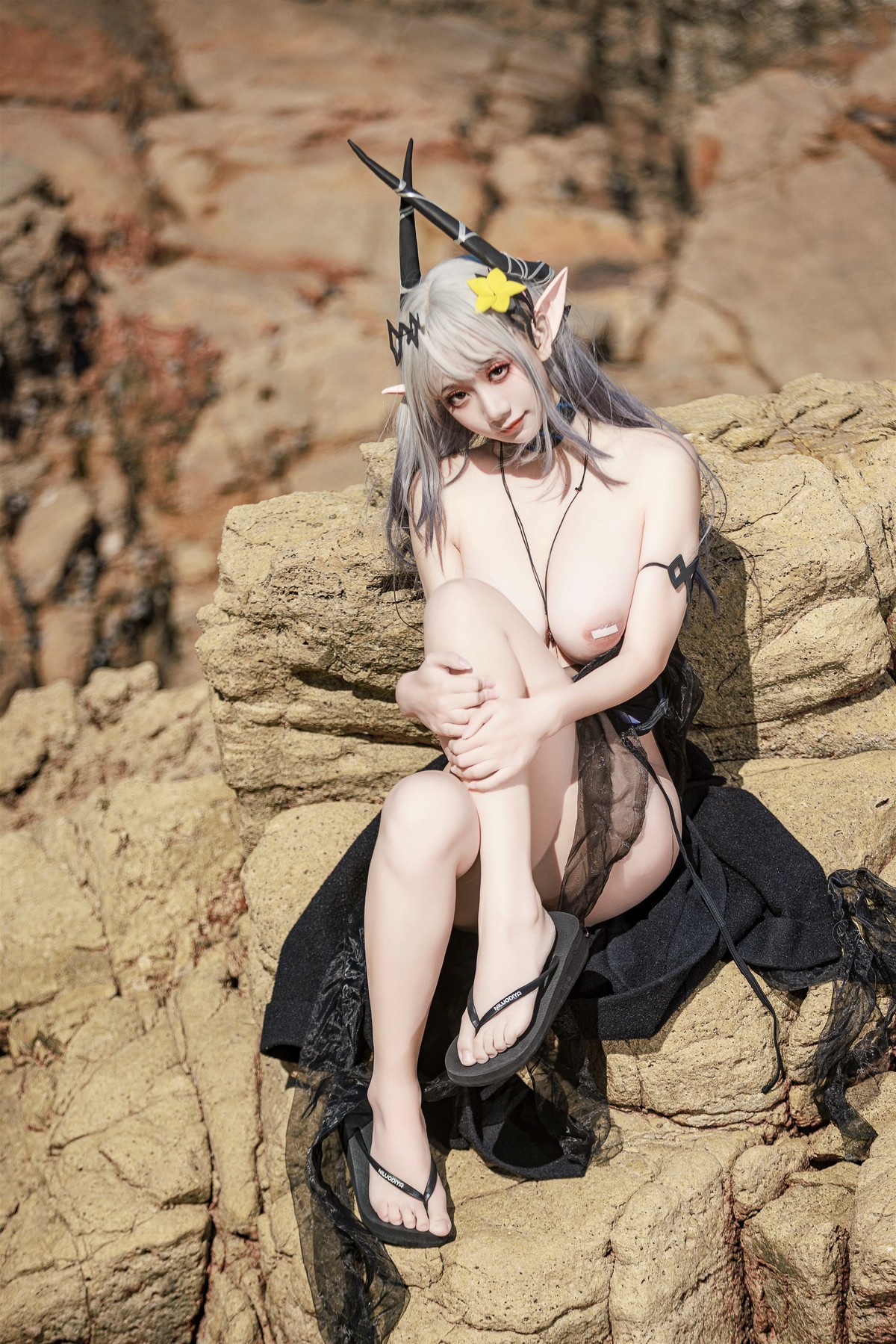 Cosplay-阿雪雪-泥岩泳装-Mud-Rock-Swimsuit-09-11