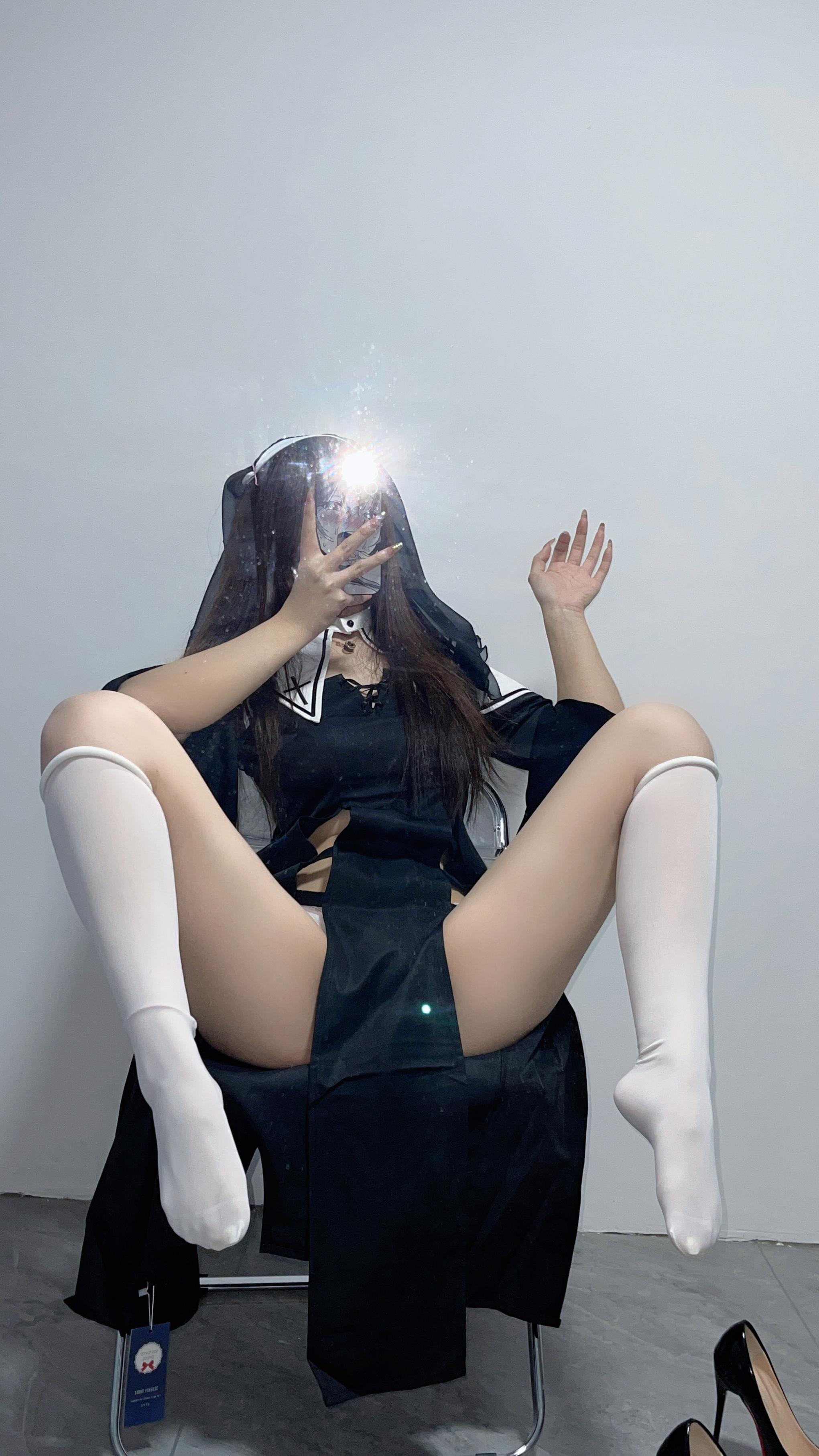 015桃沢樱呀--微密圈-纯情修女-08-12