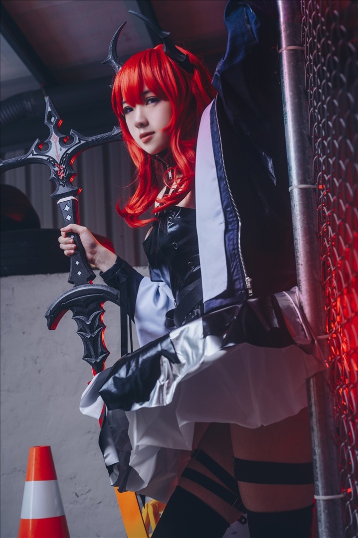 Hatori-Sama---Surtr-Arknights-20240819c-11P-9641-MB-08-20