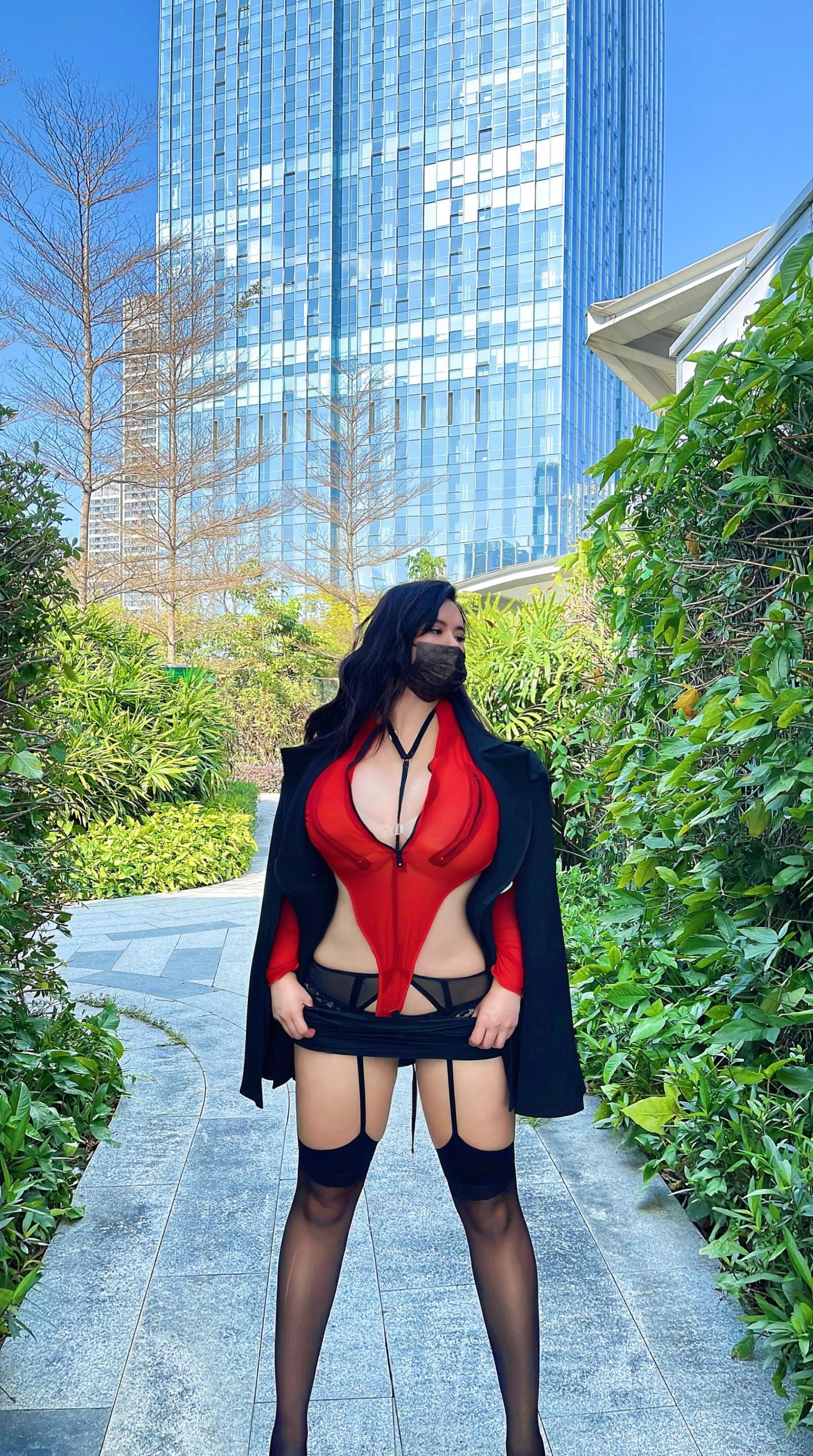 水蜜桃米米---吊带黑丝-30P-12276-MB-08-11