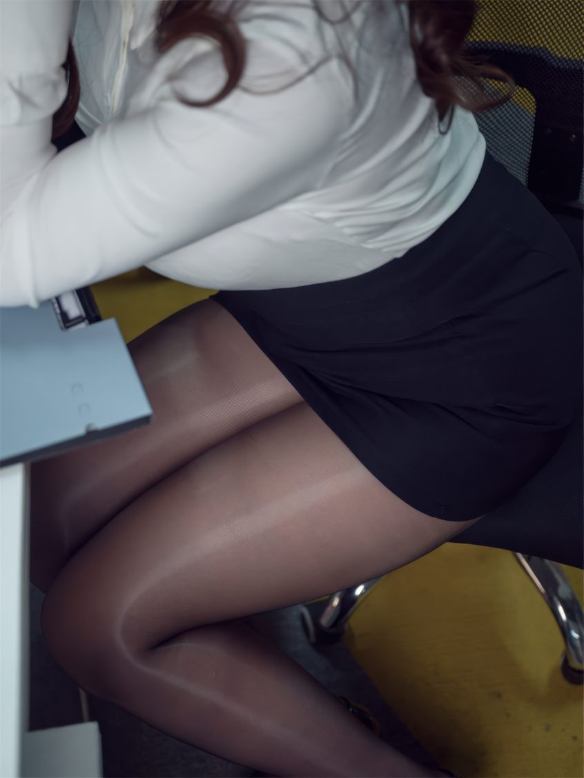 麻花麻花酱---OL白衬衫姐姐-40P1V-213MB-08-07