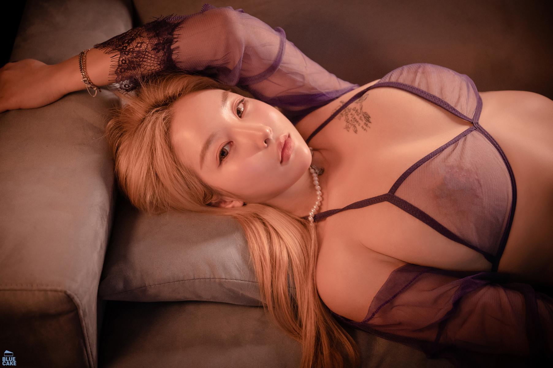 Jinju-진주-BLUECAKE-Artistic-Gray038Black--Purple--Skin-Set02-01-22