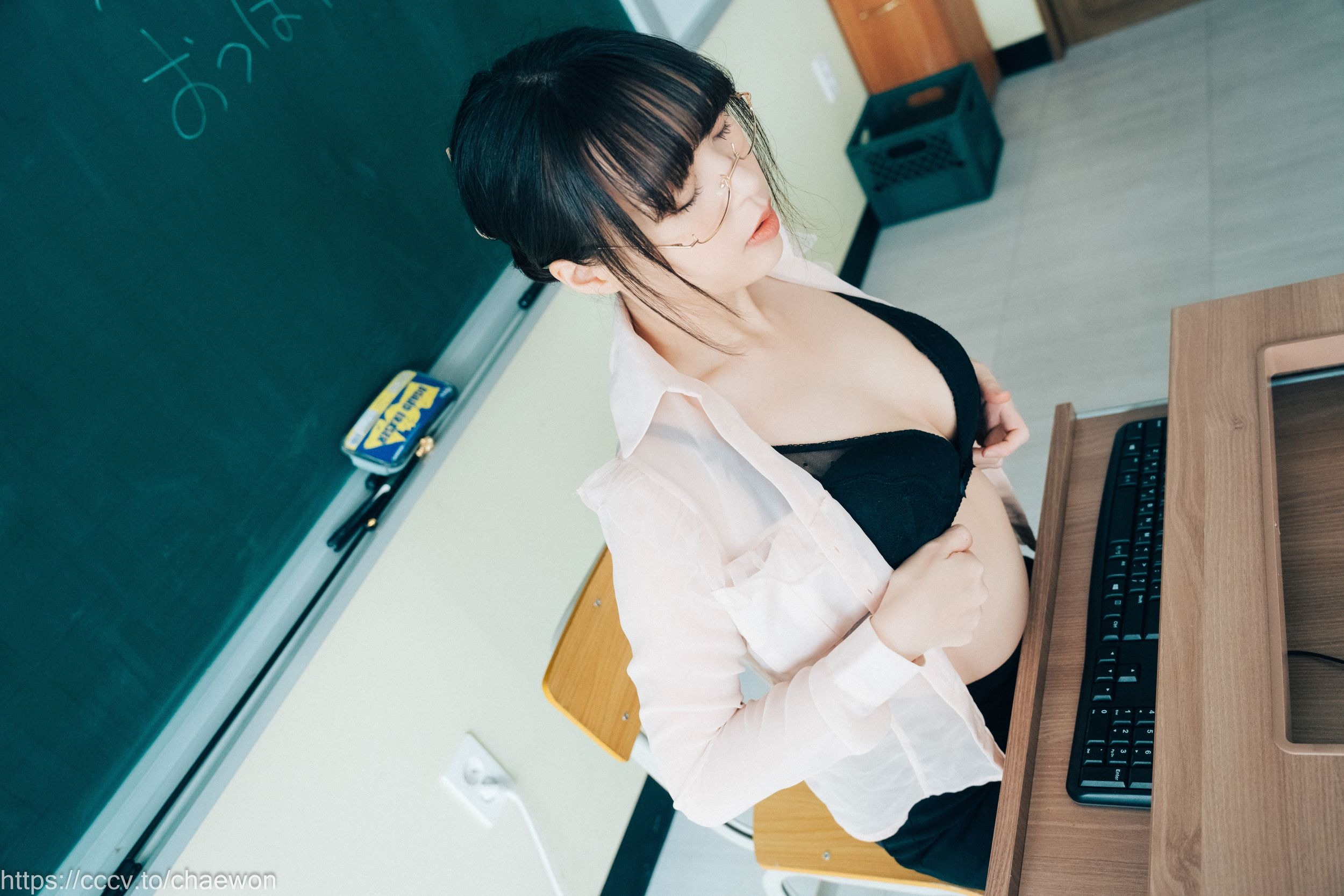 Loozy-Mozzi-모찌--Remedial-Class-Original-Version-205P-09-01