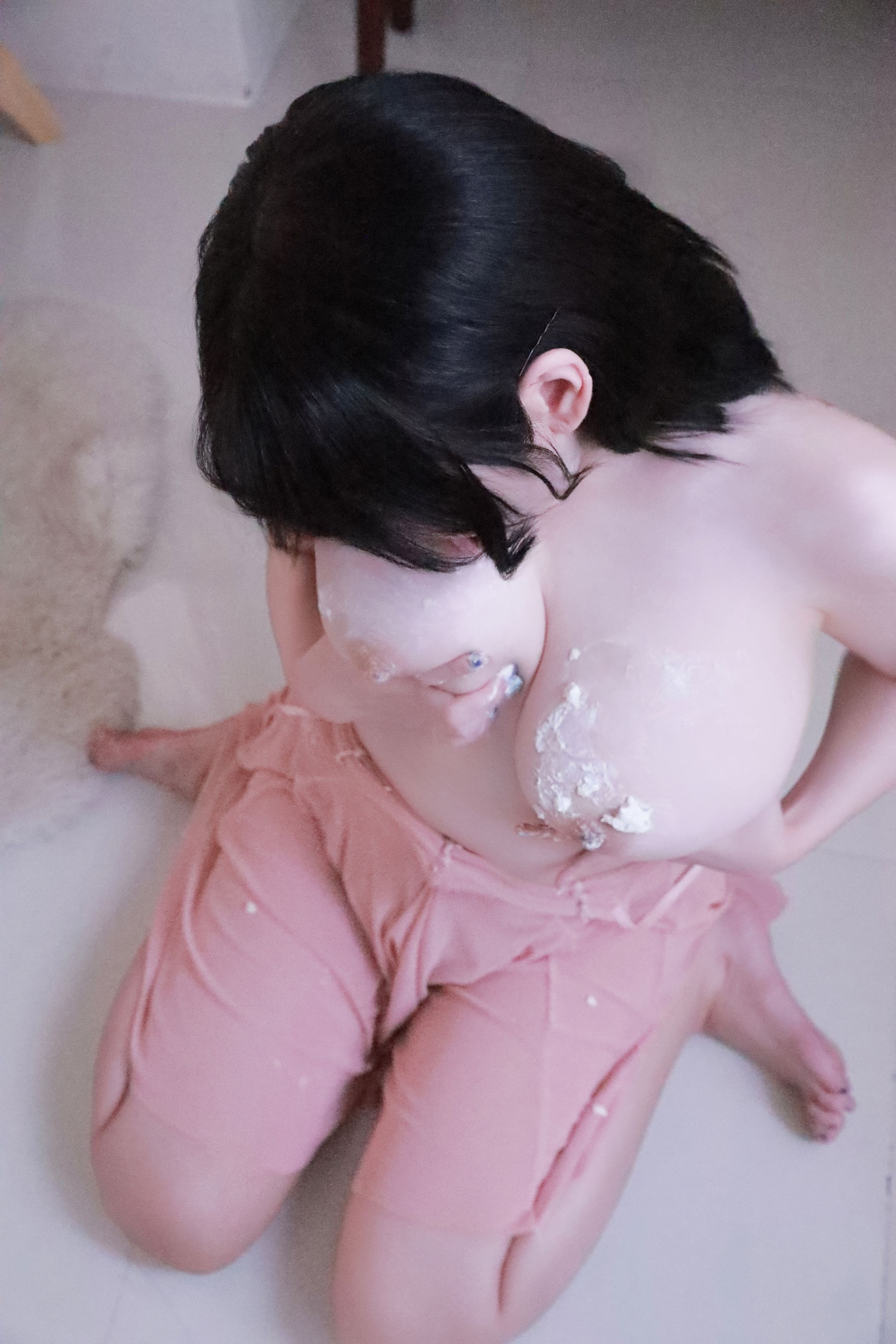 Jisu-a-안지수--Birthday-100P-08-19