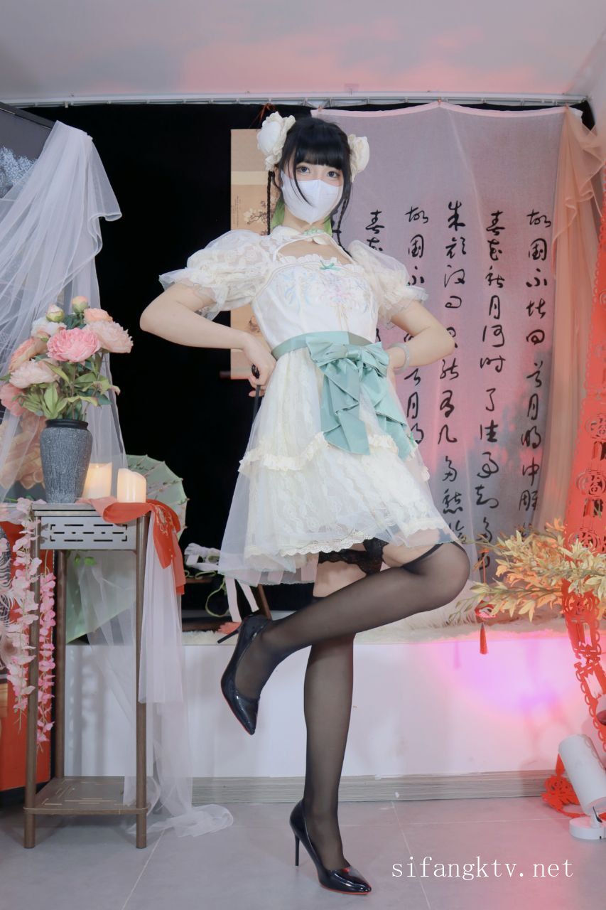 Miao喵酱x小简x奶糊-2024大型三人春晚限定-裸舞才艺-02-16