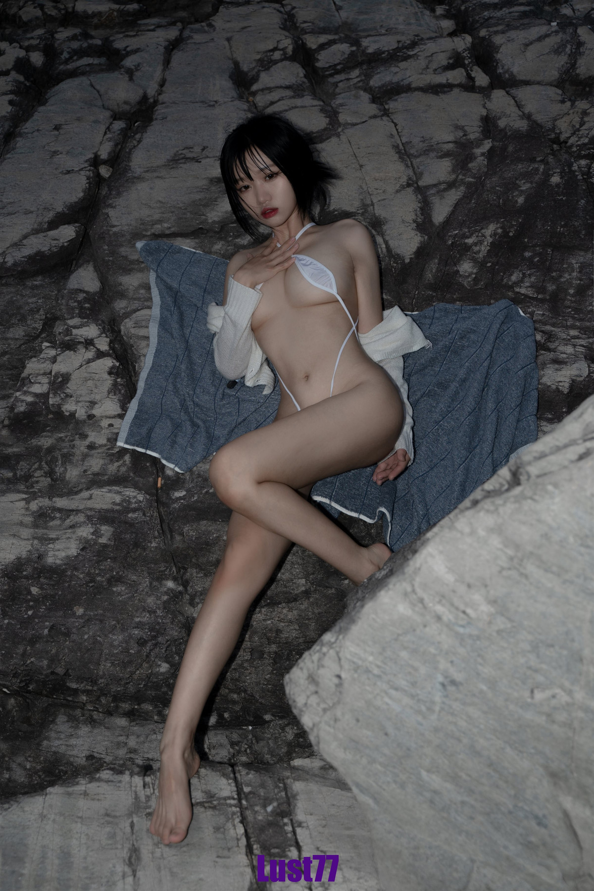 Cosplay-柒柒要乖哦-礁石海岸-Rocky-Coast-08-27