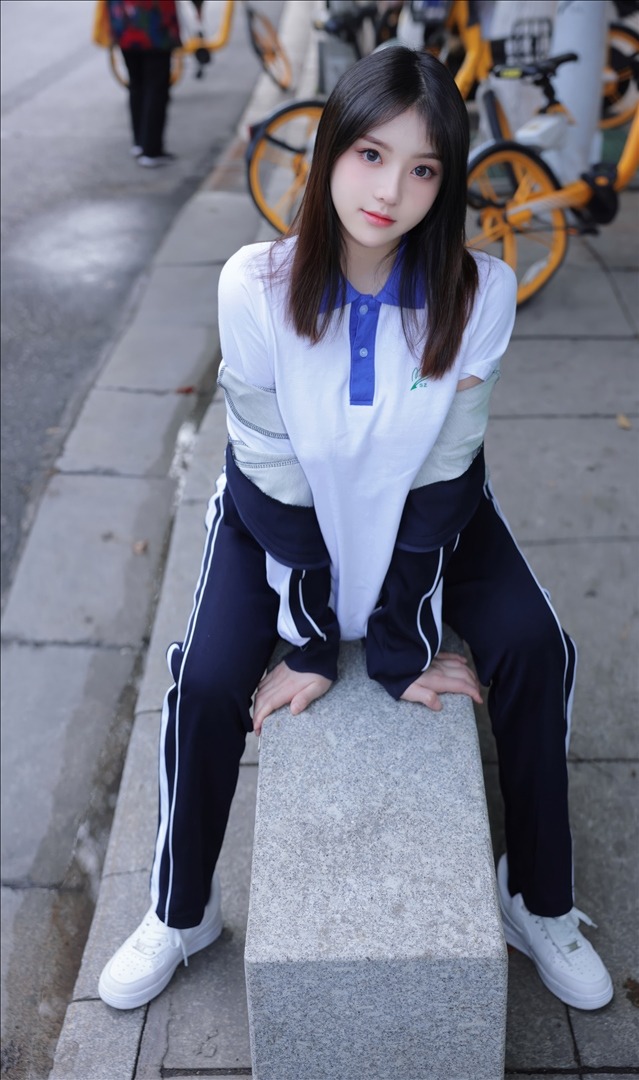 豆瓣酱---公交车-85P-85P-153-GB-20240811e-08-14