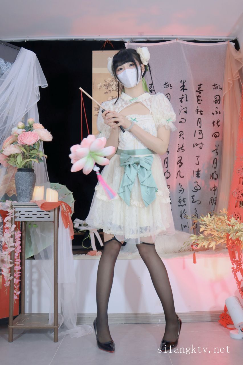 Miao喵酱x小简x奶糊-2024大型三人春晚限定-裸舞才艺-02-16