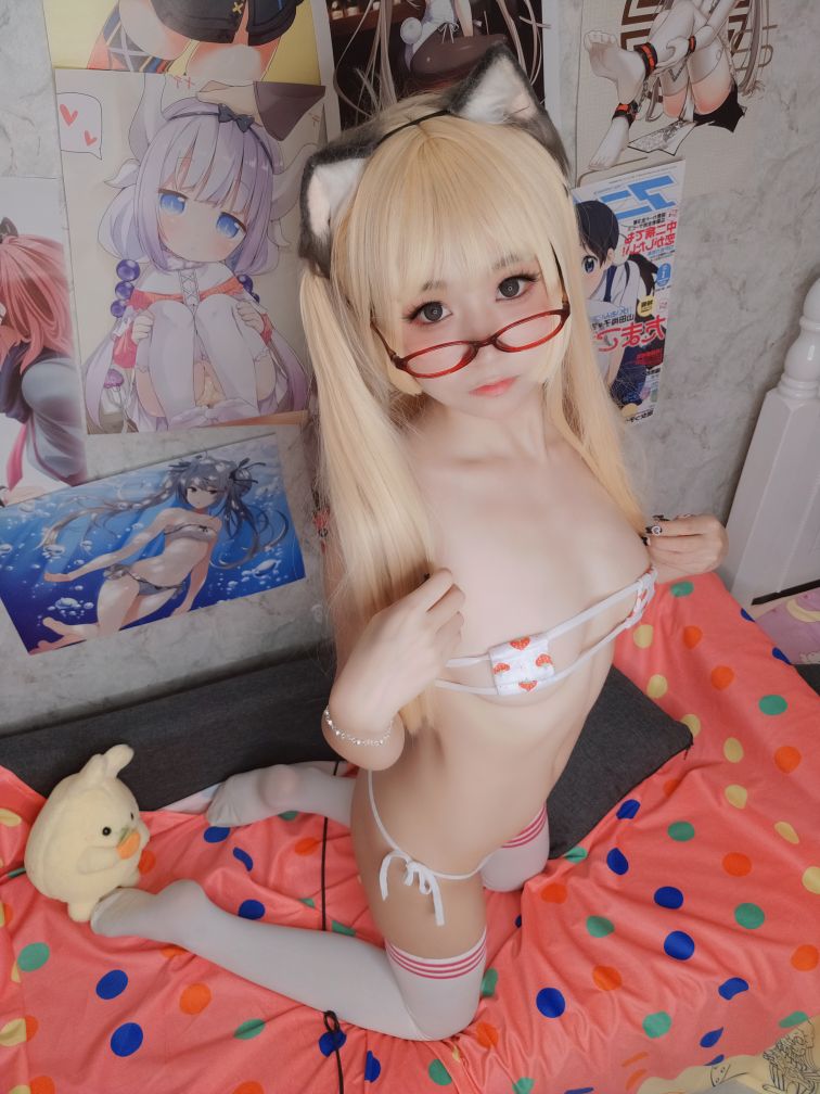 软妹摇摇乐---Fantia2024年2月会员订阅金色の長髪かかわいい-04-22