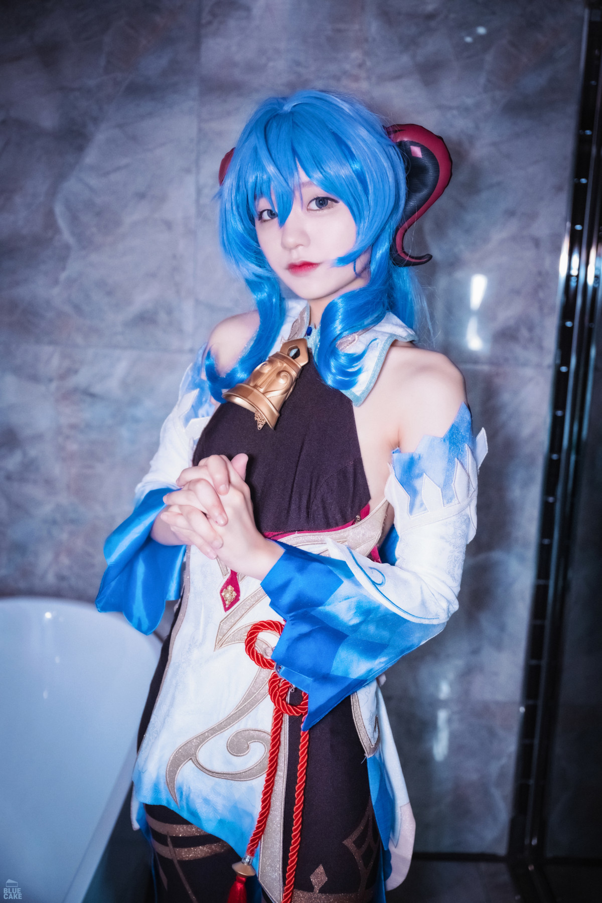 Jeong-Jenny-정제니-BLUECAKE-Vol10-8220Sleeping-with-Ganyu8221-Set01-01-22