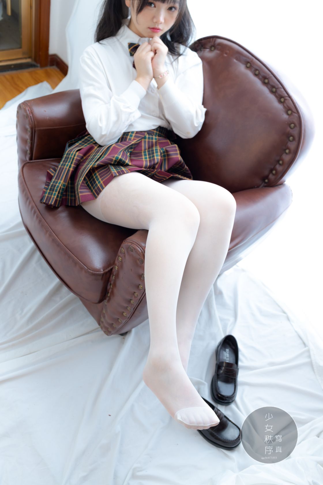 少女秩序---乐栀-gr03L-60P-526MB-01-06