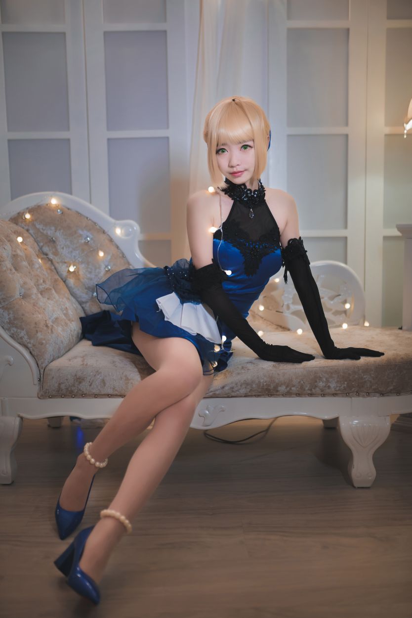 大大卷卷小卷-参见女王陛下-40P-286MB-05-21