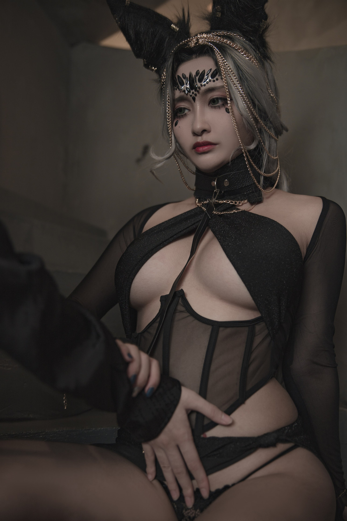 Cosplay-洛璃LoLiSAMA-狼少女-狼女的调教-Set02-01-12