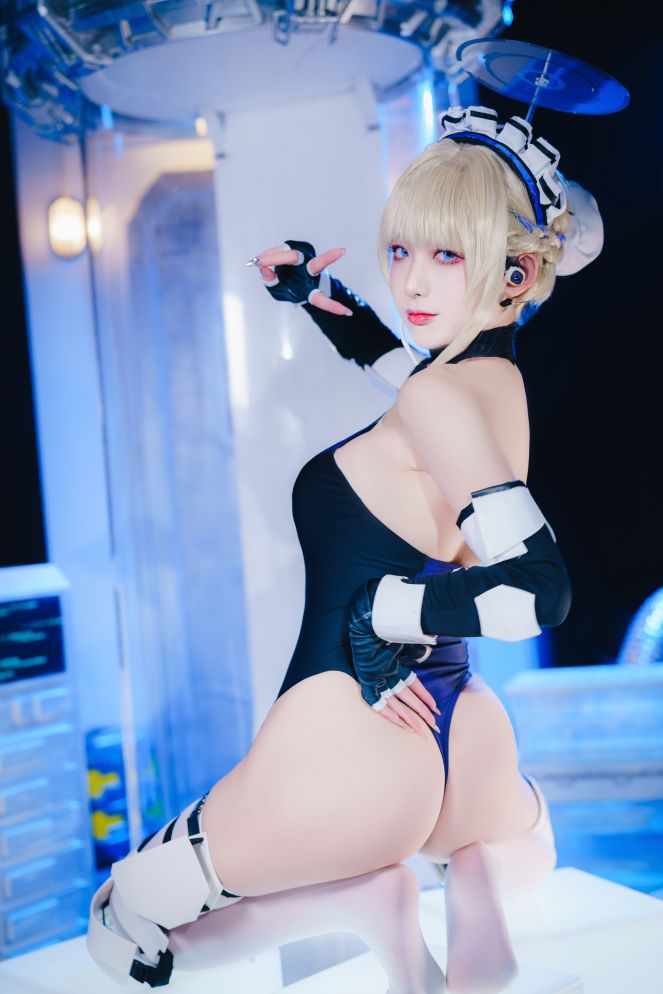 封疆疆v-飞鸟马时竞泳-07-10