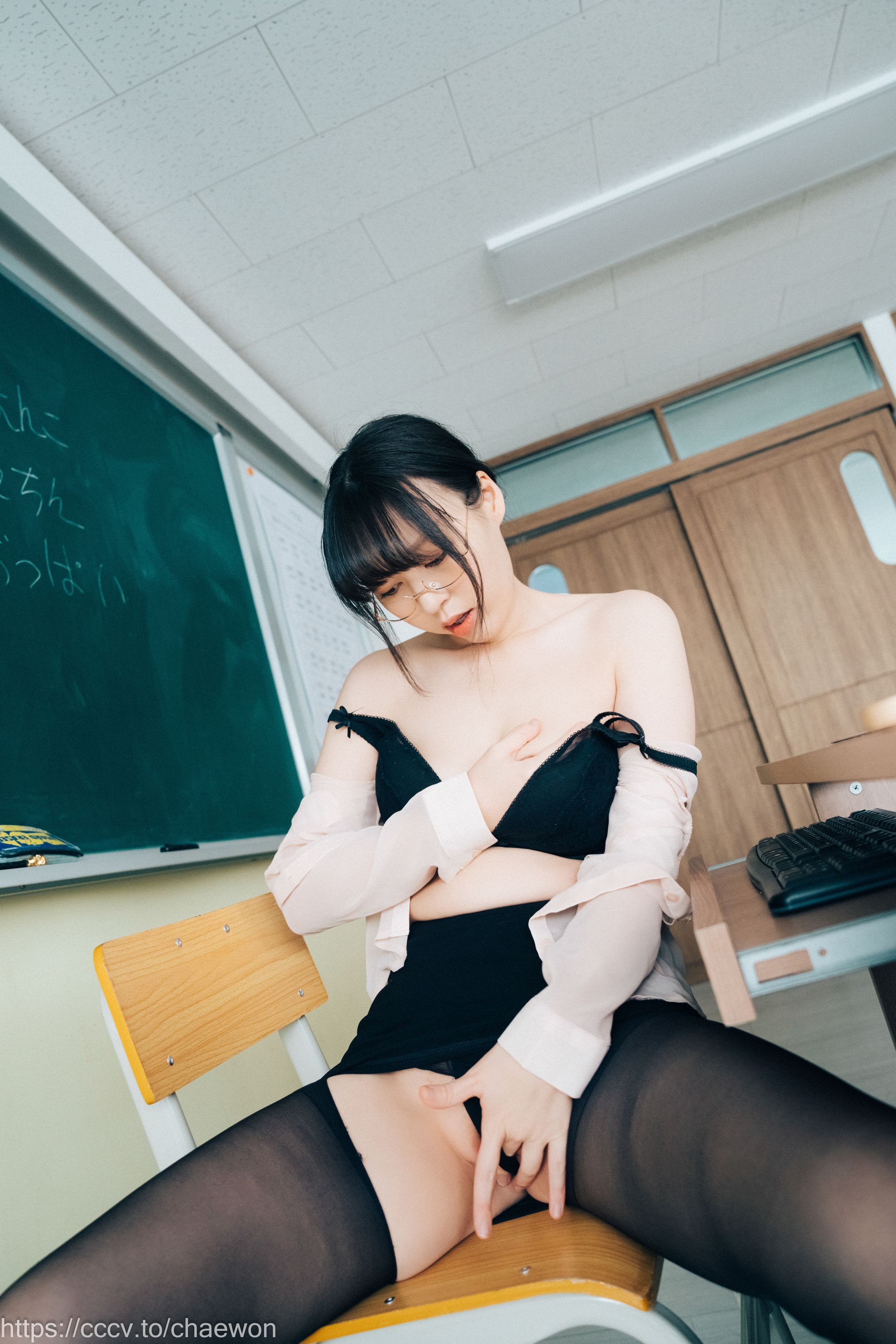 Loozy-Mozzi-모찌--Remedial-Class-Original-Version-205P-09-01