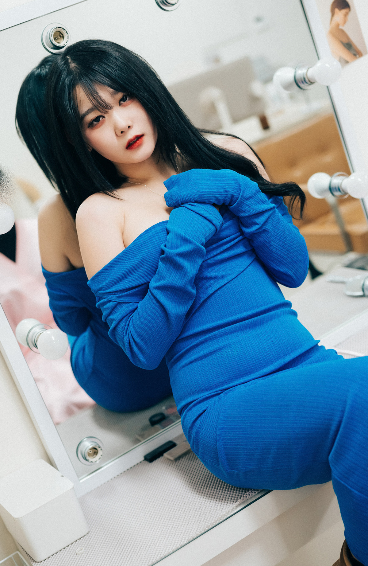 ZIAKwon-권지아-Loozy-8216Adult-Hair-Shop8217-Set01-08-11