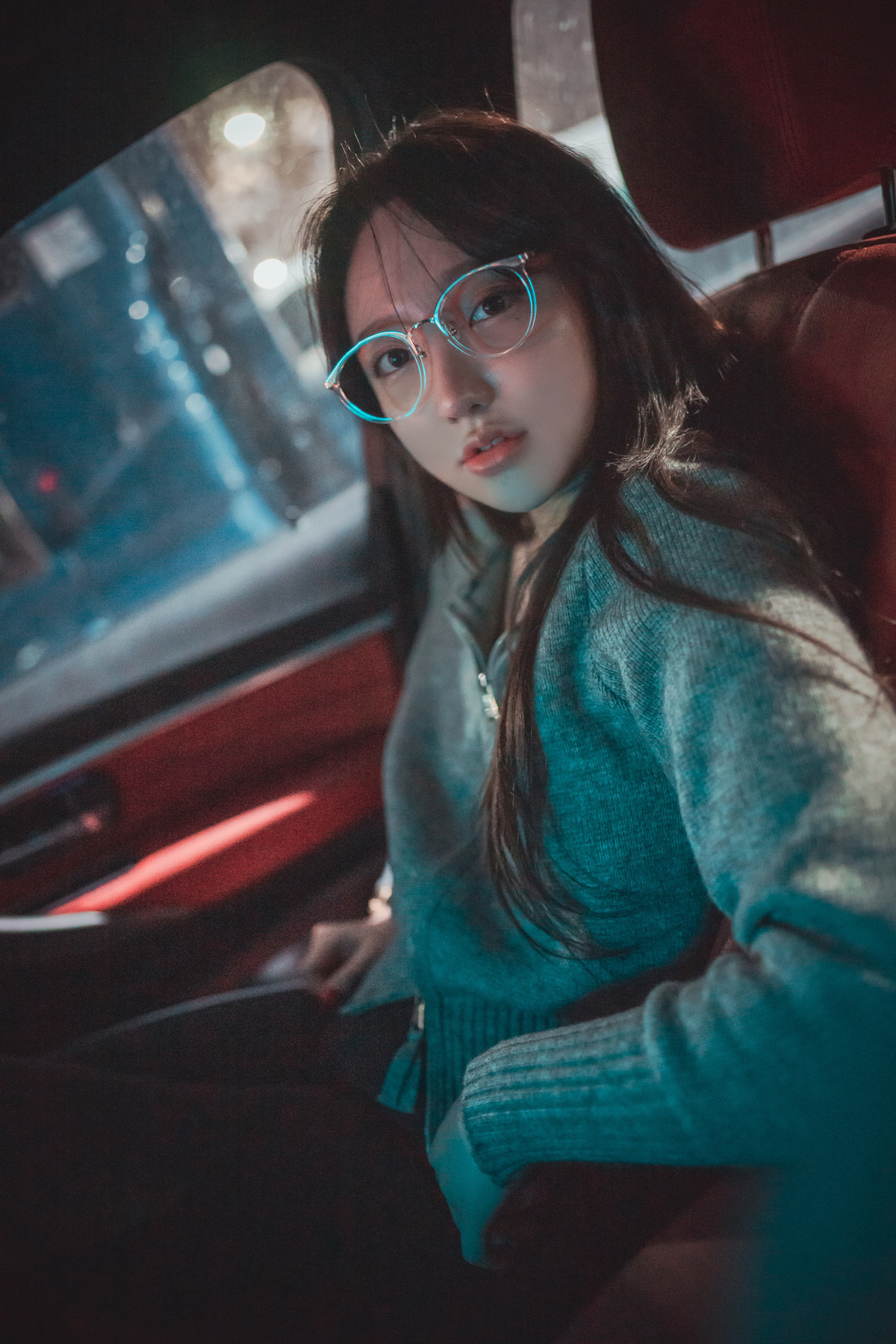 Son-Yeeun-손예은-DJAWA-Drive-My-Car-10-15