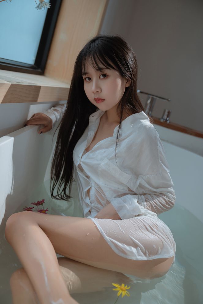 萌芽儿o0-浴缸-72P-1760MB-03-19