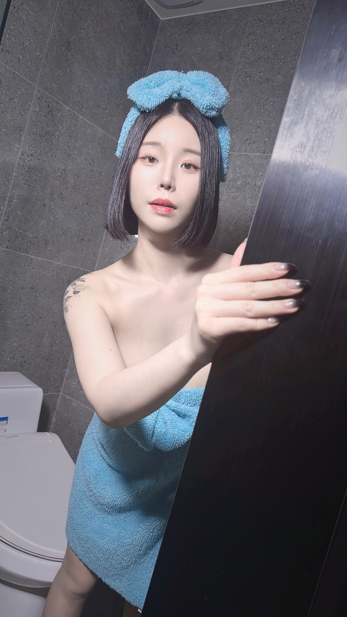 JYEONG-져닝-TOKYONIGHT-Photobook-EP02-11-30