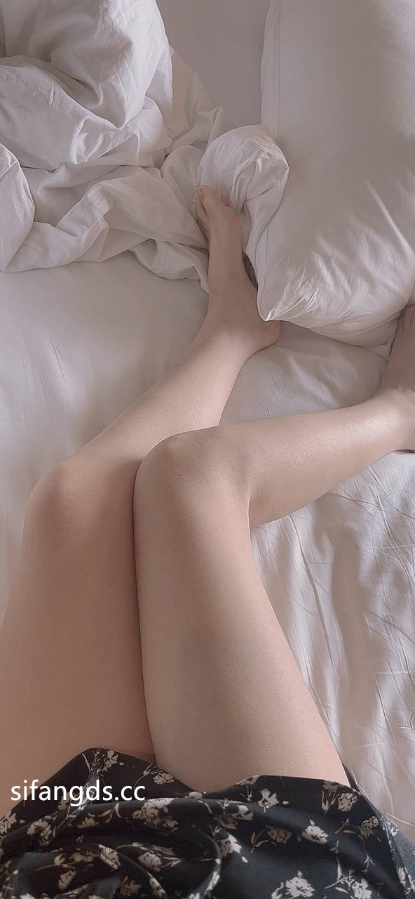 小刘亦菲金钱豹极品母狗草莓老师-08-19