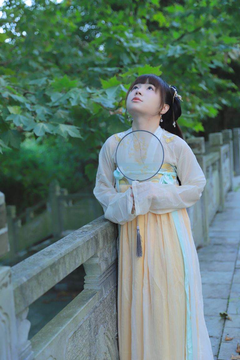 晓晓可可爱---凉亭-89P-115G-04-09