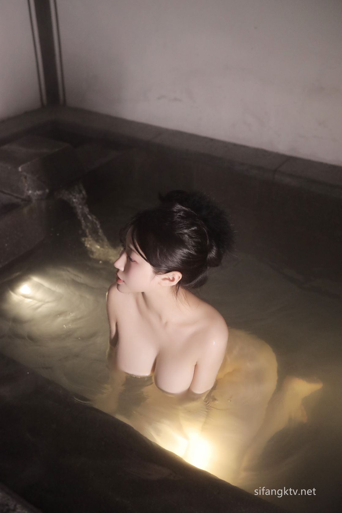 秀人模特-陈小花-新人首套极品大奶一览无余-02-27