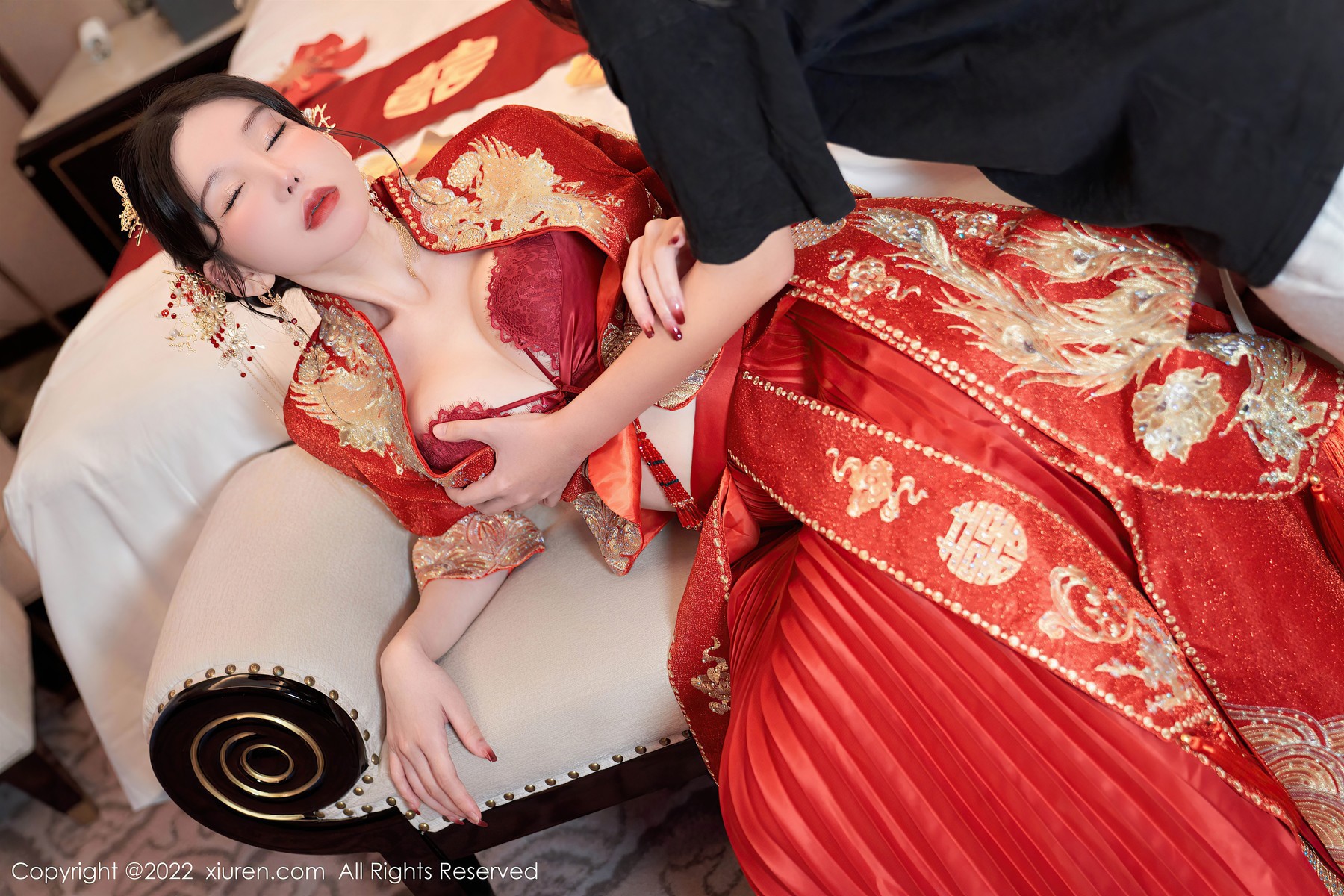 XiuRen秀人网-No5675-周于希Sally-01-10