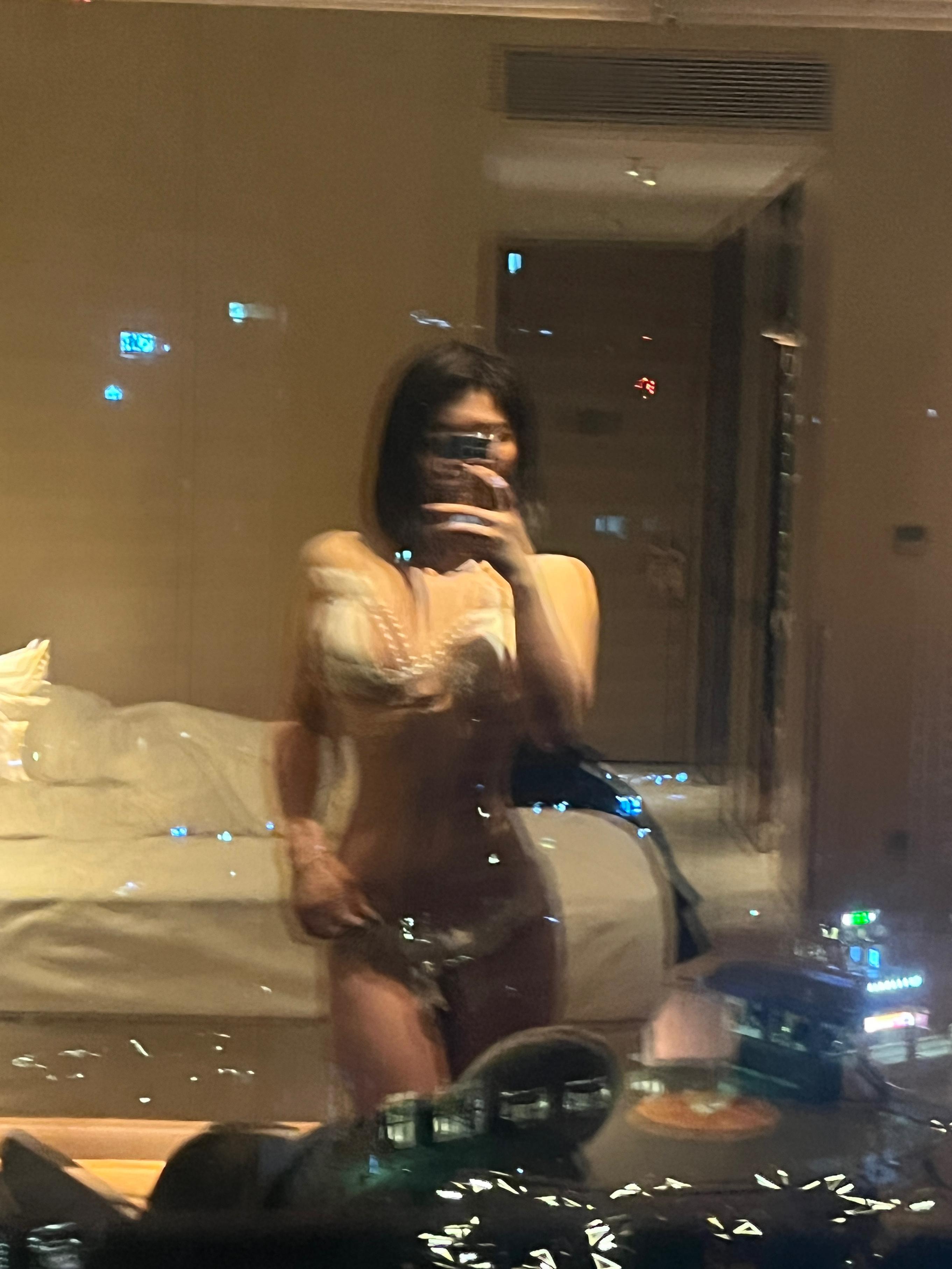 011詹詹---白色珍珠-14P51MB-08-18