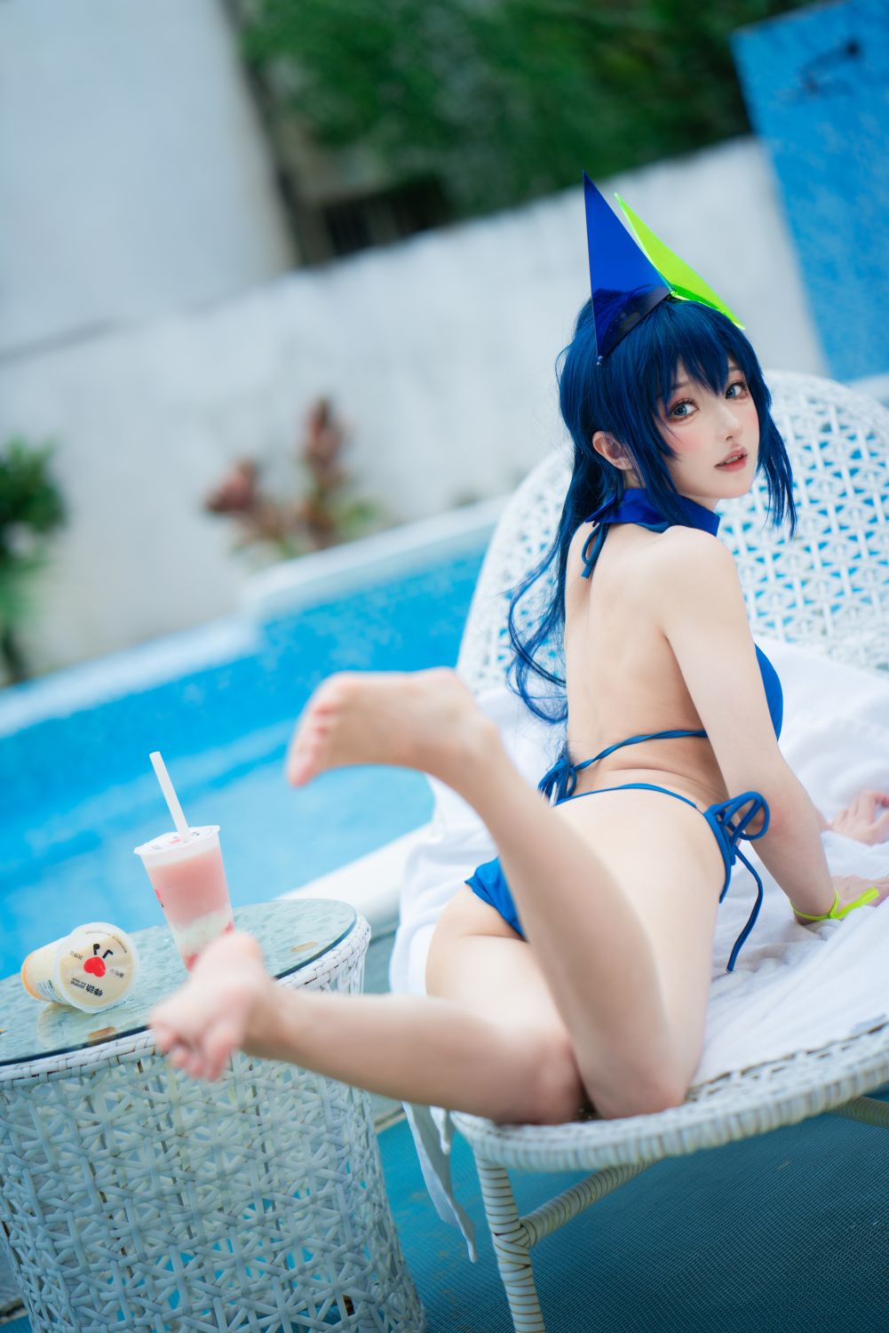 阿包也是兔娘---花园-泳装-35P-306MB-02-25