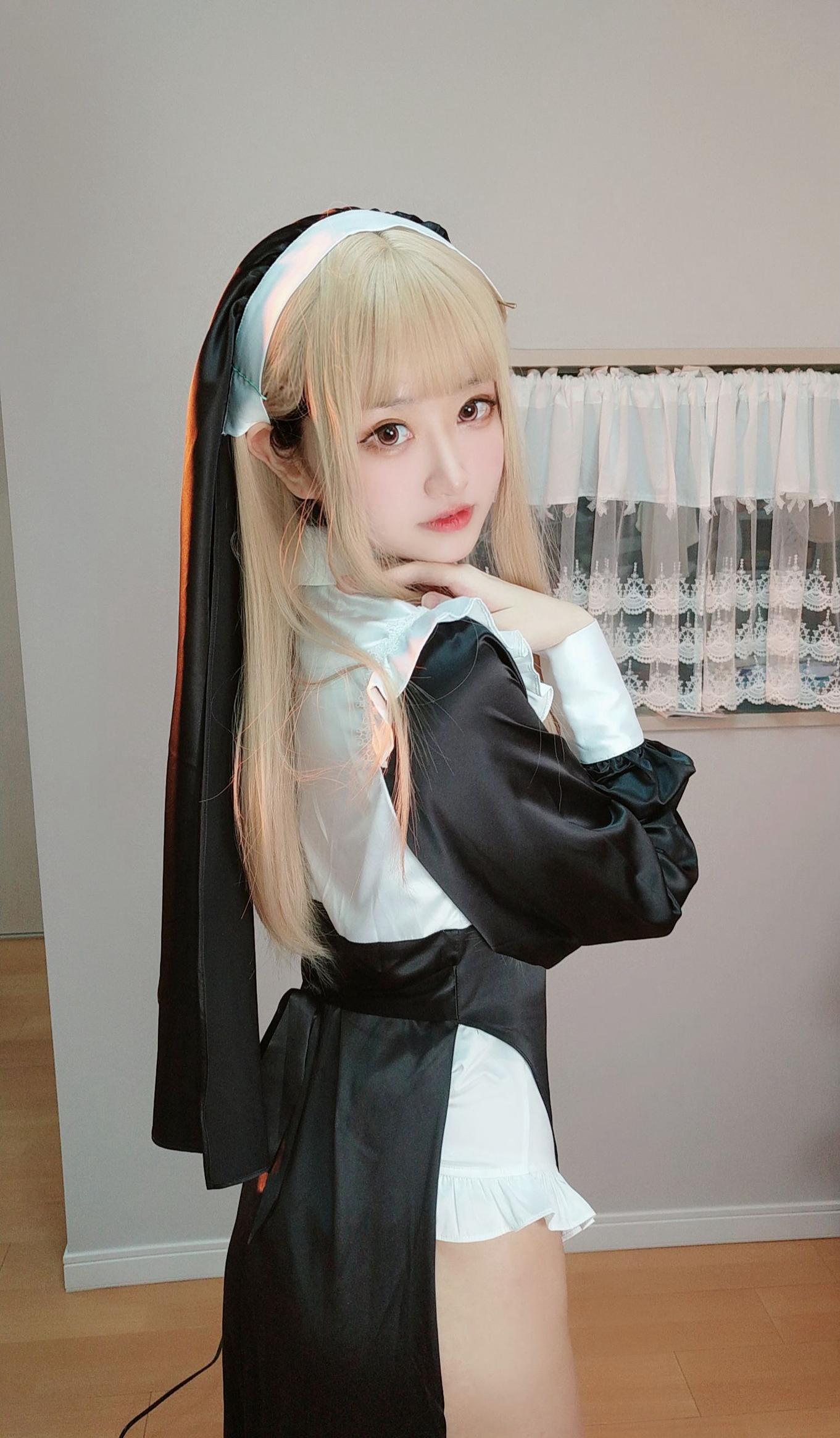 050-千阳快起床---修女-17P-3383-MB-08-27