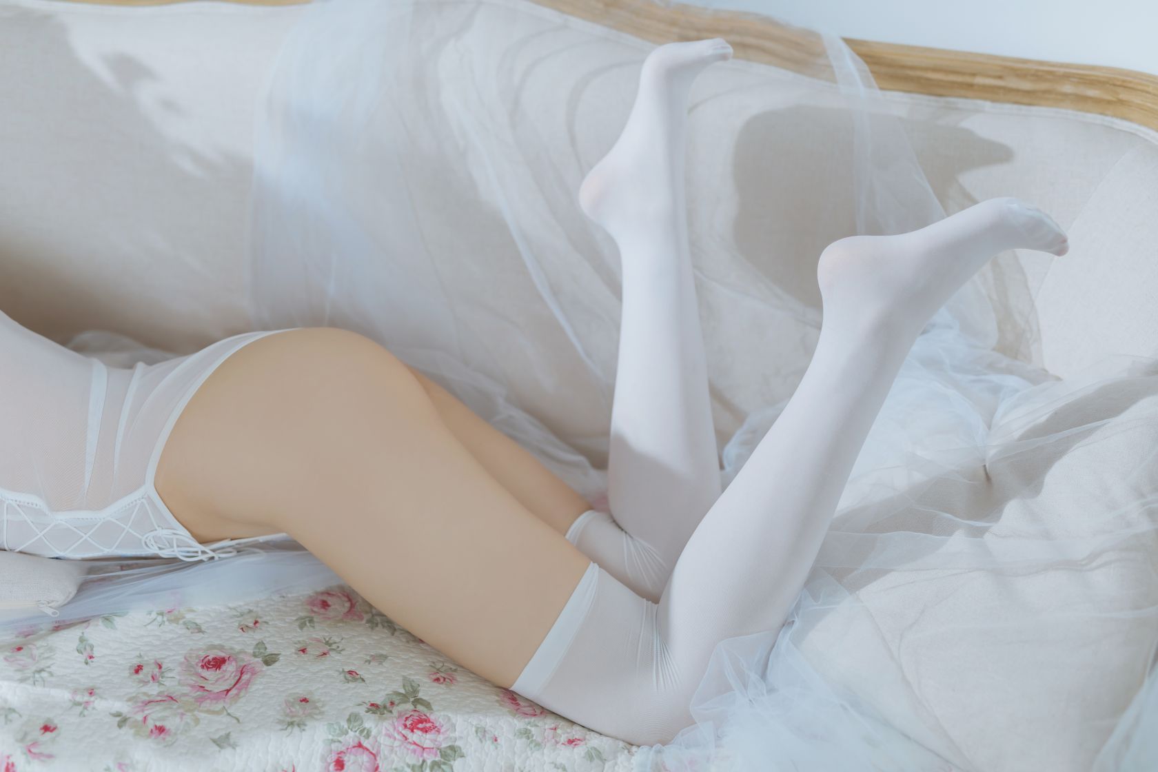 封疆疆v---纯欲连体衣-40P-470MB-03-08