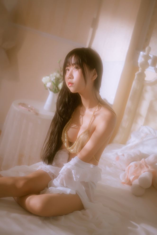 萌芽儿o0-金色套装-70P-1280MB-03-18