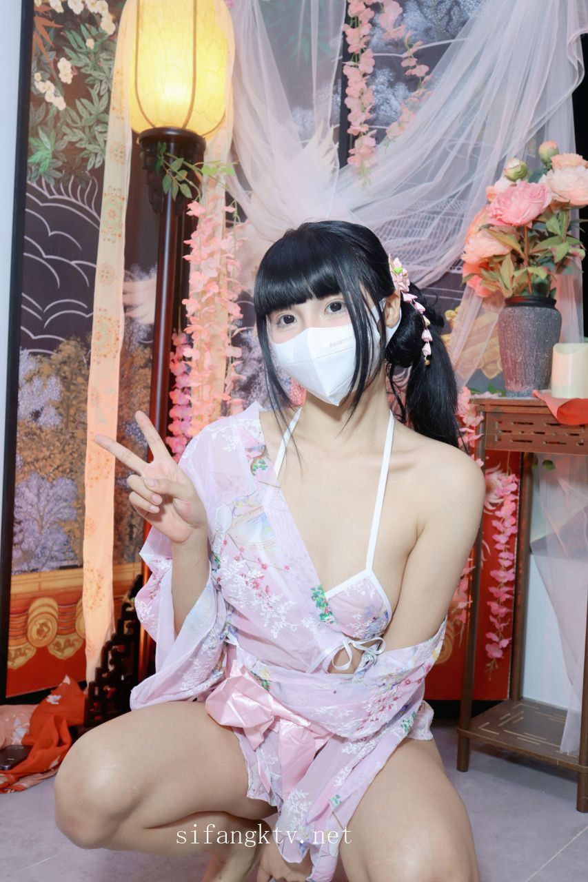 推特福利姬-Miao喵酱-裸舞炮击喷水高潮-02-20