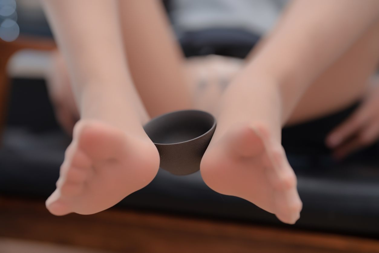 轩萧学姐---蓝裙OL170p4v-147G-06-18