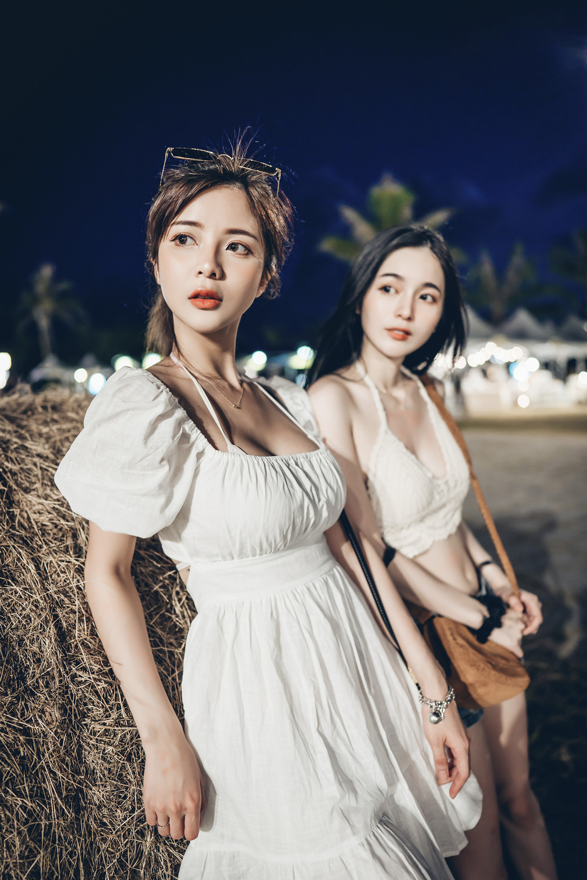 三位女神全裸合體-宅女辰辰與她的兩隻貓咪飄飄-妍妍的性生活-Set02-08-24