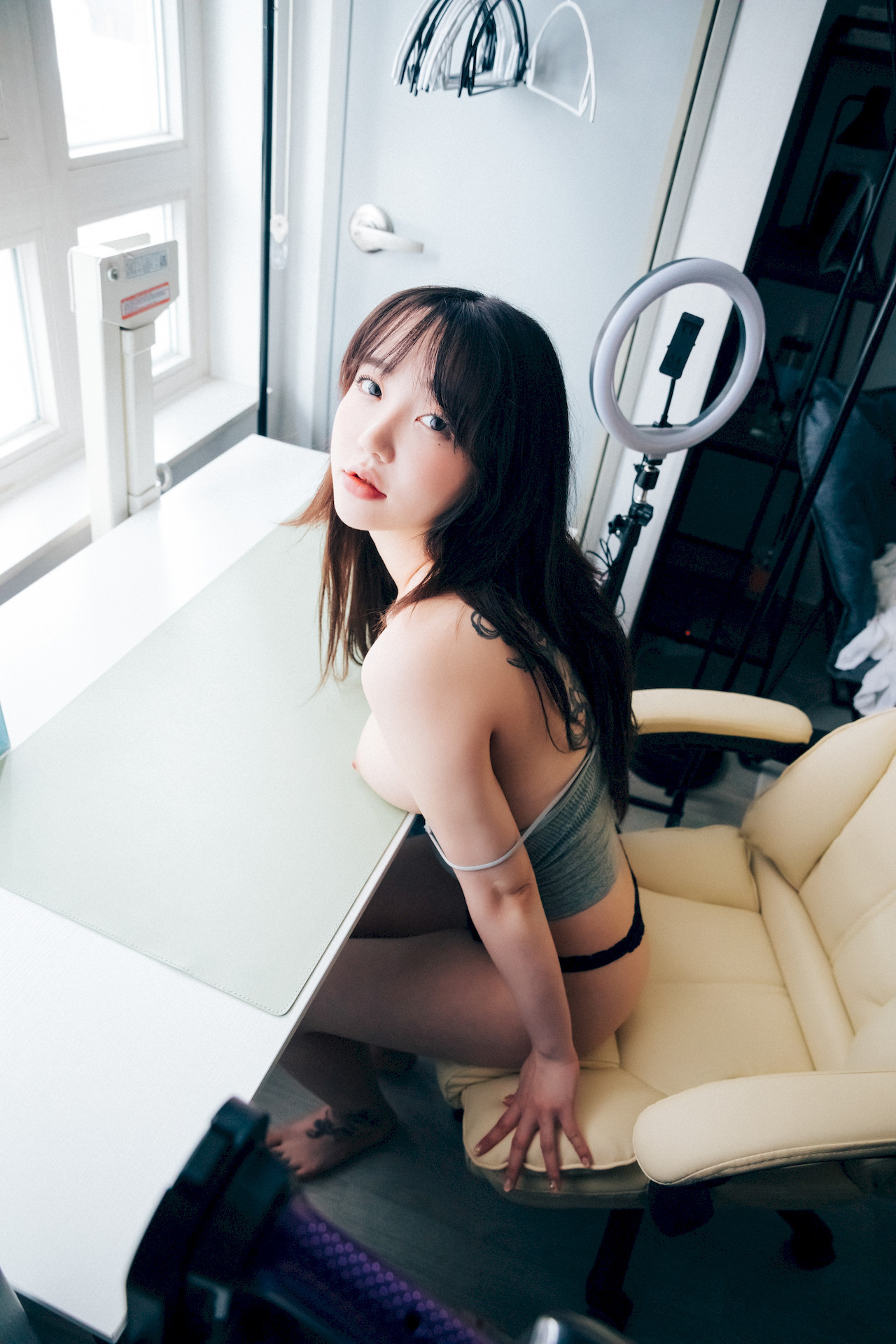 Son-Yeeun-손예은-Loozy-Private-Tutor--SVer-Set01-12-04