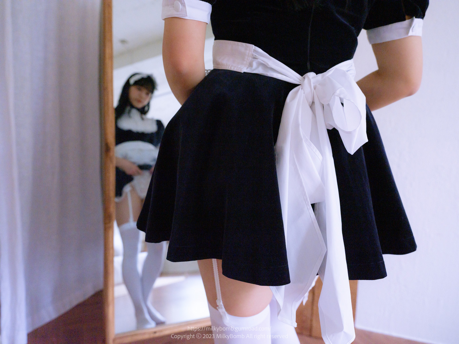 Yui-유이-MilkyBomb-Maid-Set01-10-02