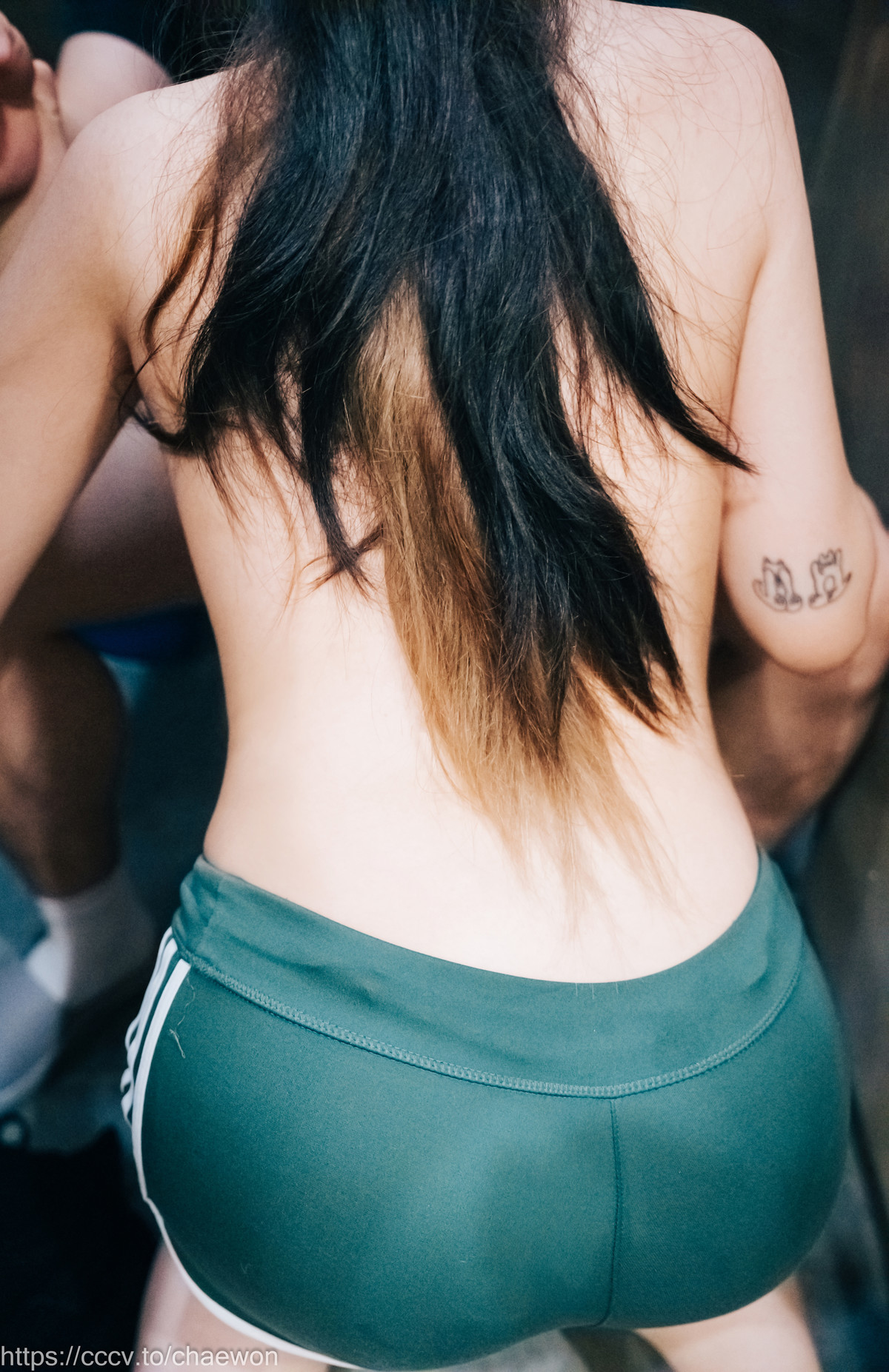 Sonson-손손-Loozy-Public-Toilet-Set02-11-01