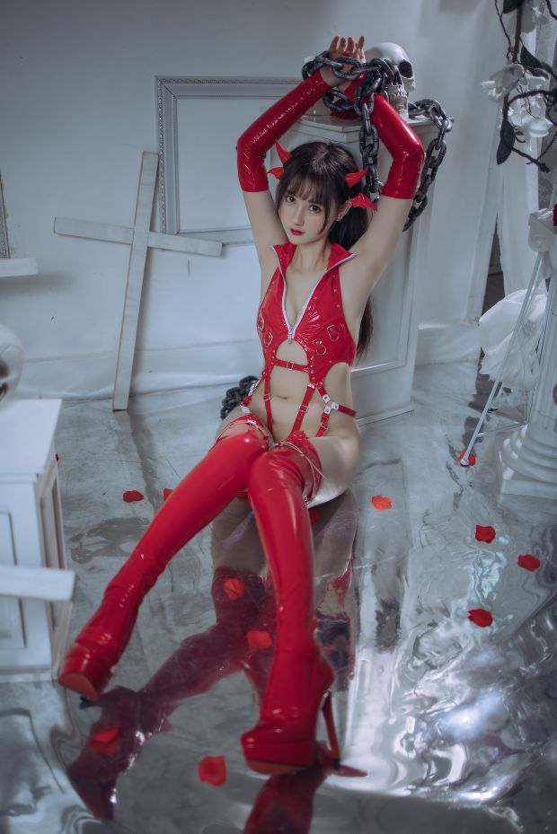 羽生三未---红色胶衣小恶魔65P3V-102GB-04-20