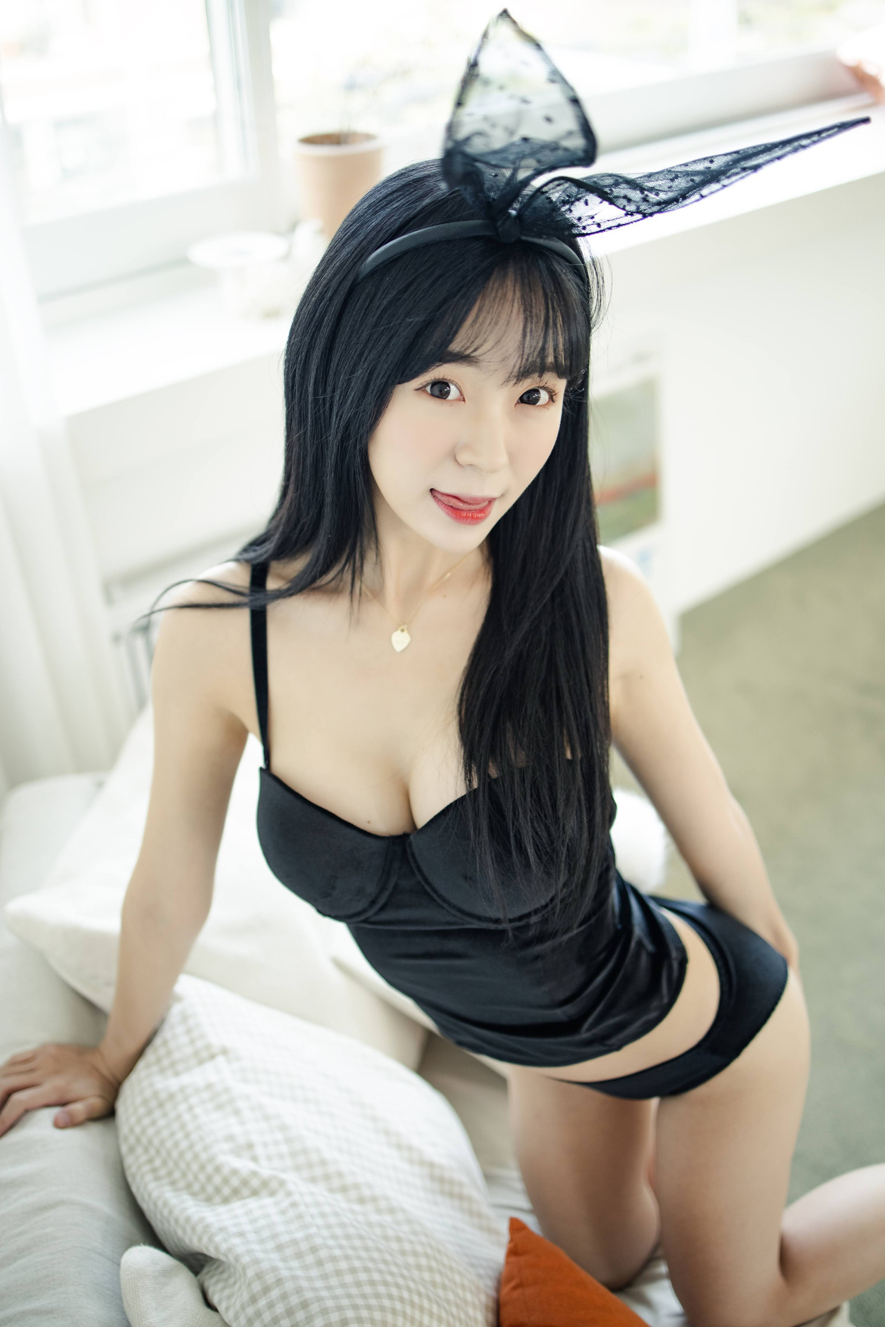 Leeesovely-쏘블리-Patreon-HAPPY-BIRTHDAY-Set01-02-05