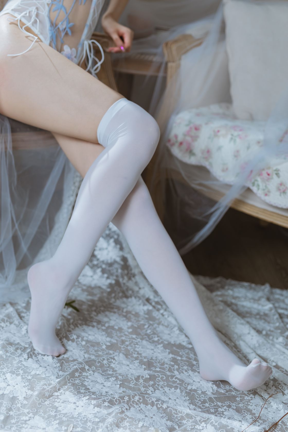 封疆疆v---纯欲连体衣-40P-470MB-03-08