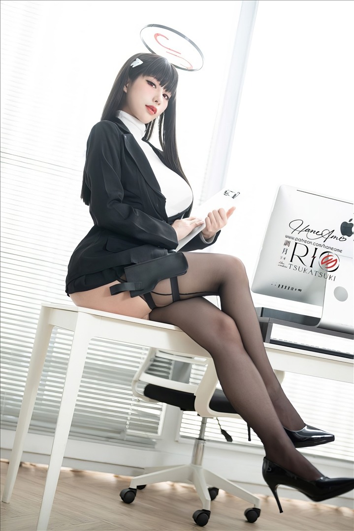 雨波-HaneAme---蔚蓝档案--调月莉央狼师写真书-118P7V-118P-7V-77334-MB-20240824u-08-25