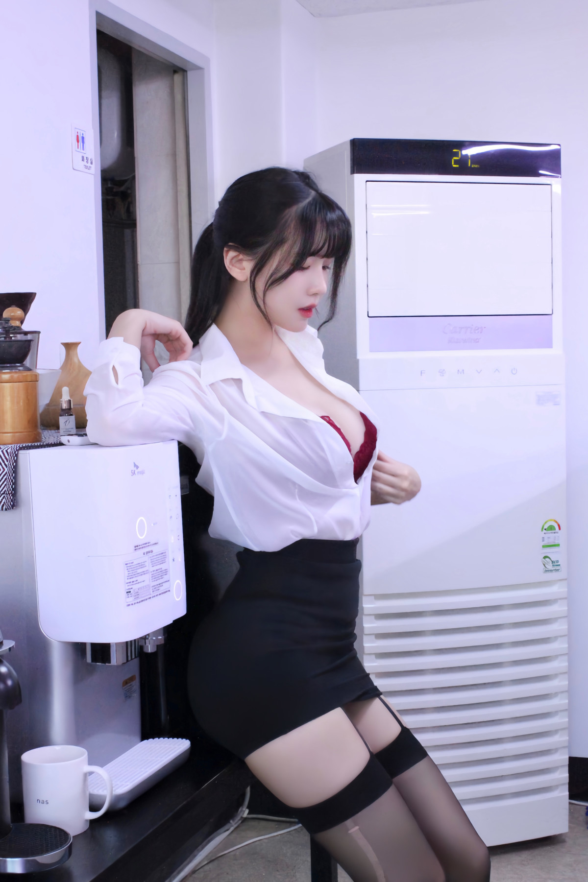 Lee-Ahrin-이아린-LIKEY-Web-Pictorial-Set02-11-13