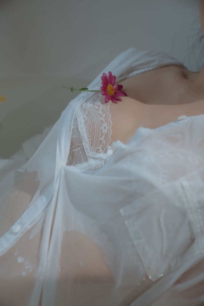 萌芽儿o0-浴缸-72P-1760MB-03-19