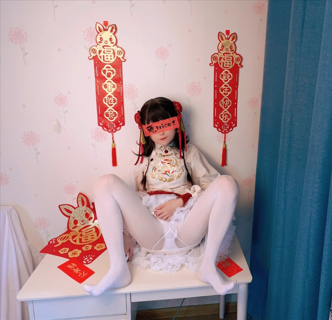 白丝奶糖酱---新年女仆-108P-108P-38759-MB-20240824j-08-25