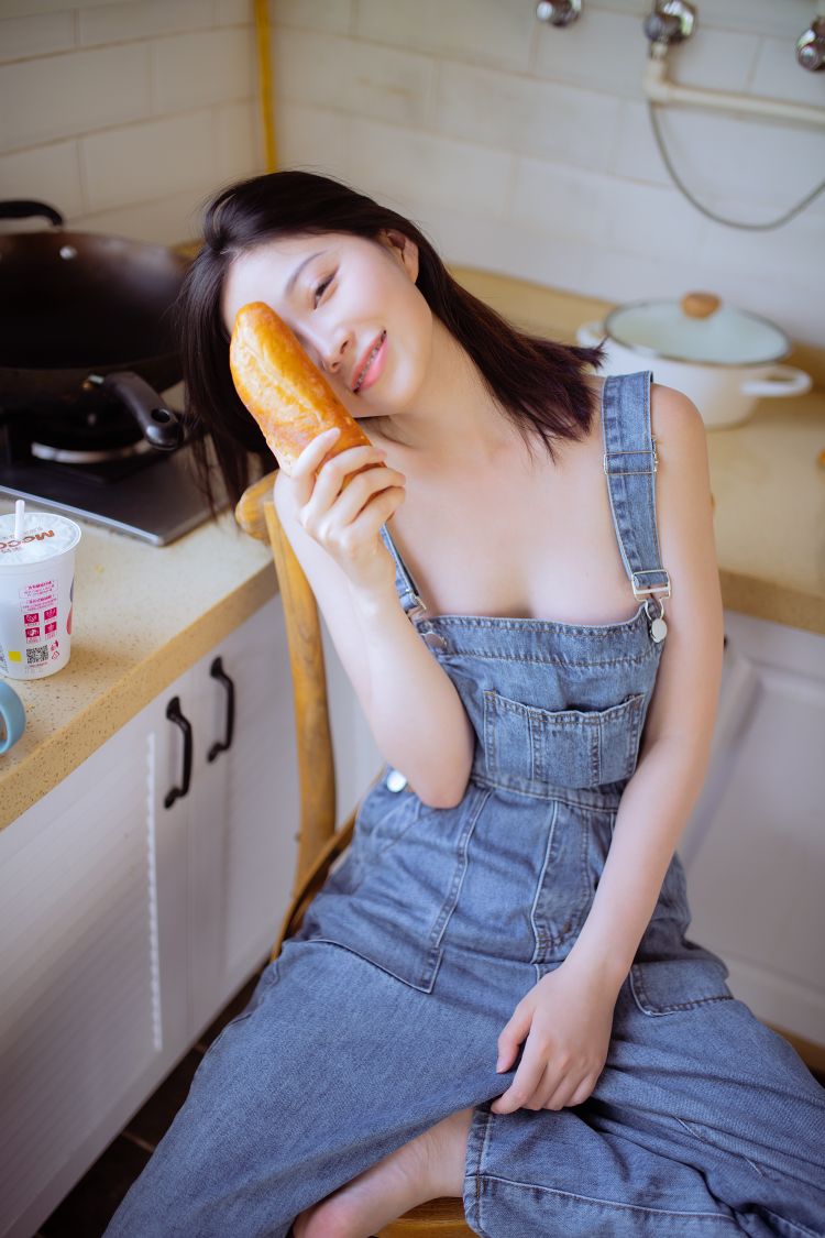 年年---背带裤32P-2年年6M-01-23