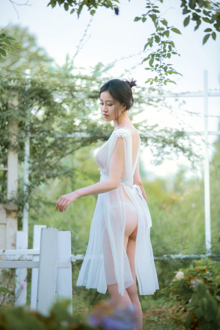 年年---神明之女40P-2323M-01-25