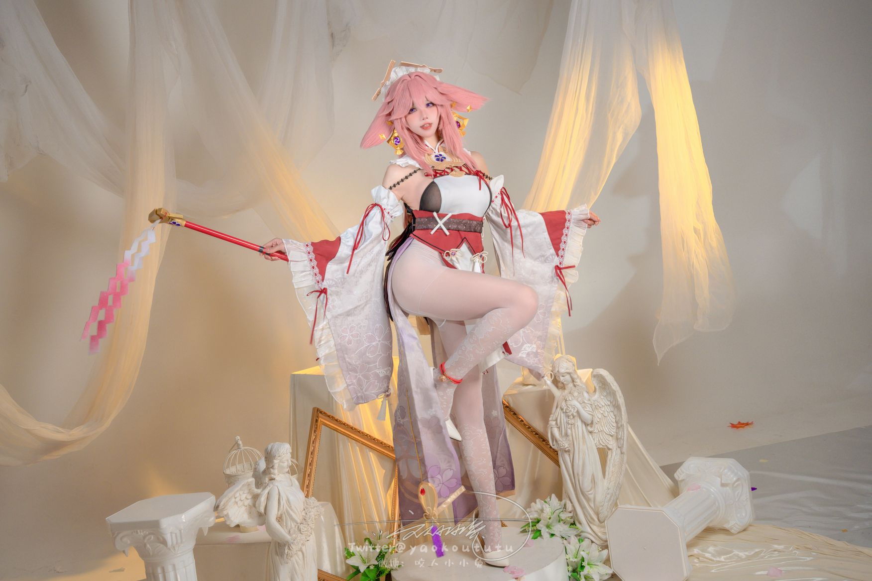 咬一口兔娘-2月作品春江水暖-神子贺岁84P1V-大摆锤-03-25